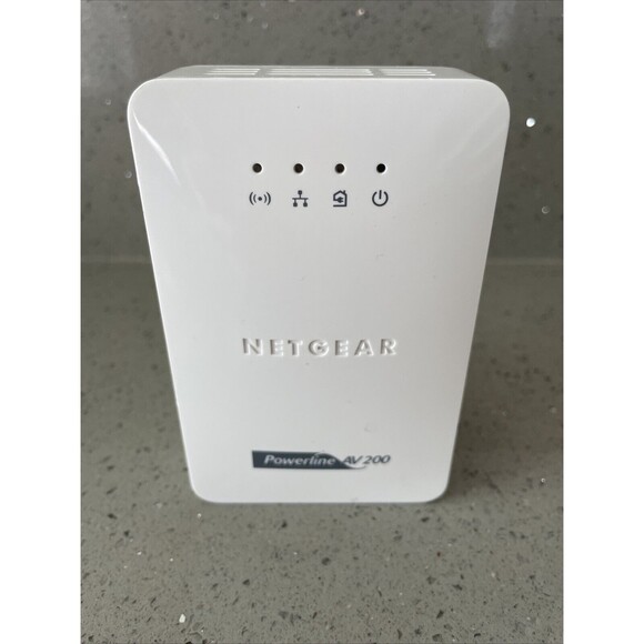 Netgear Powerline AV 200 Wireless-N Extender XAVN2001 - Picture 1 of 8